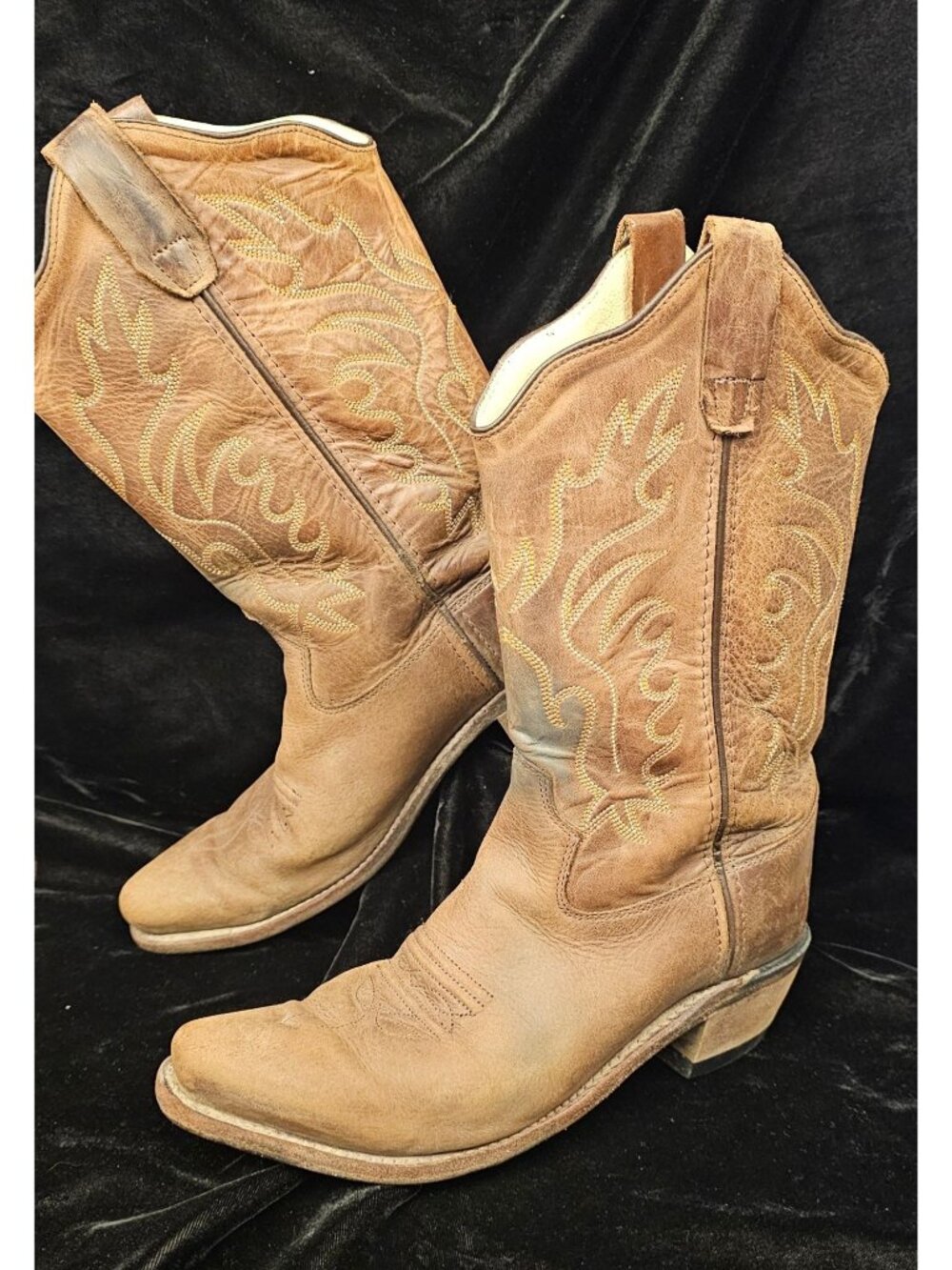 Old West Brown Leather Western Cowboy Boots With Embroidered Design Size 7.5 Mad